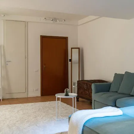 Apartman Casa Ellsa *